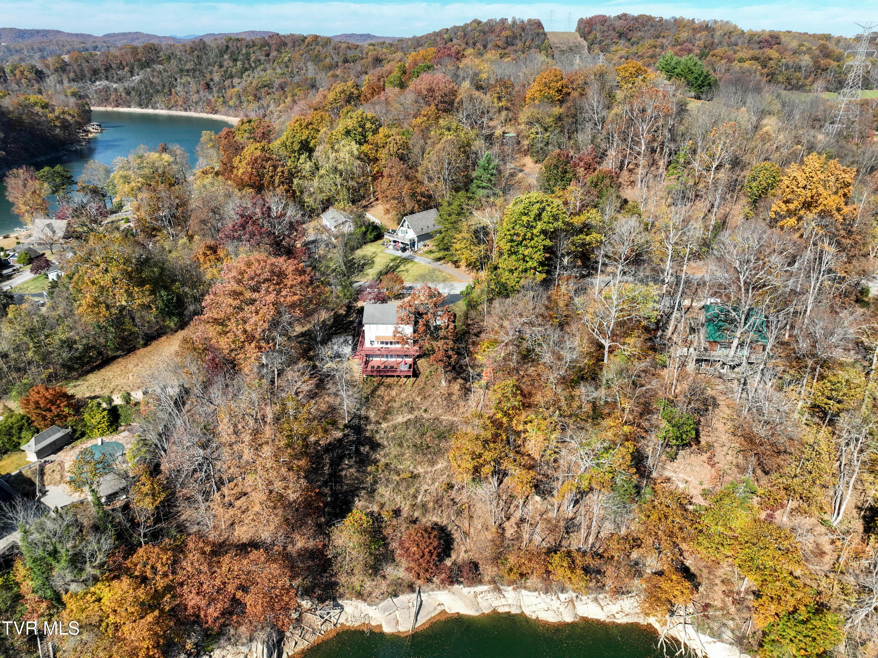 395 Lakeshore Road Bluff City, TN 37618 - Photo 30 of 40 395 Lakeshore Rd Drone FOLSOM-19