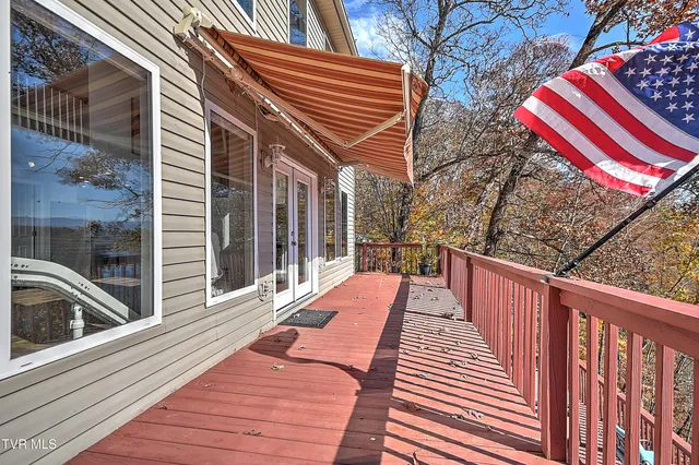 $435,000 | 395 Lakeshore Road, Bluff City, TN 37618