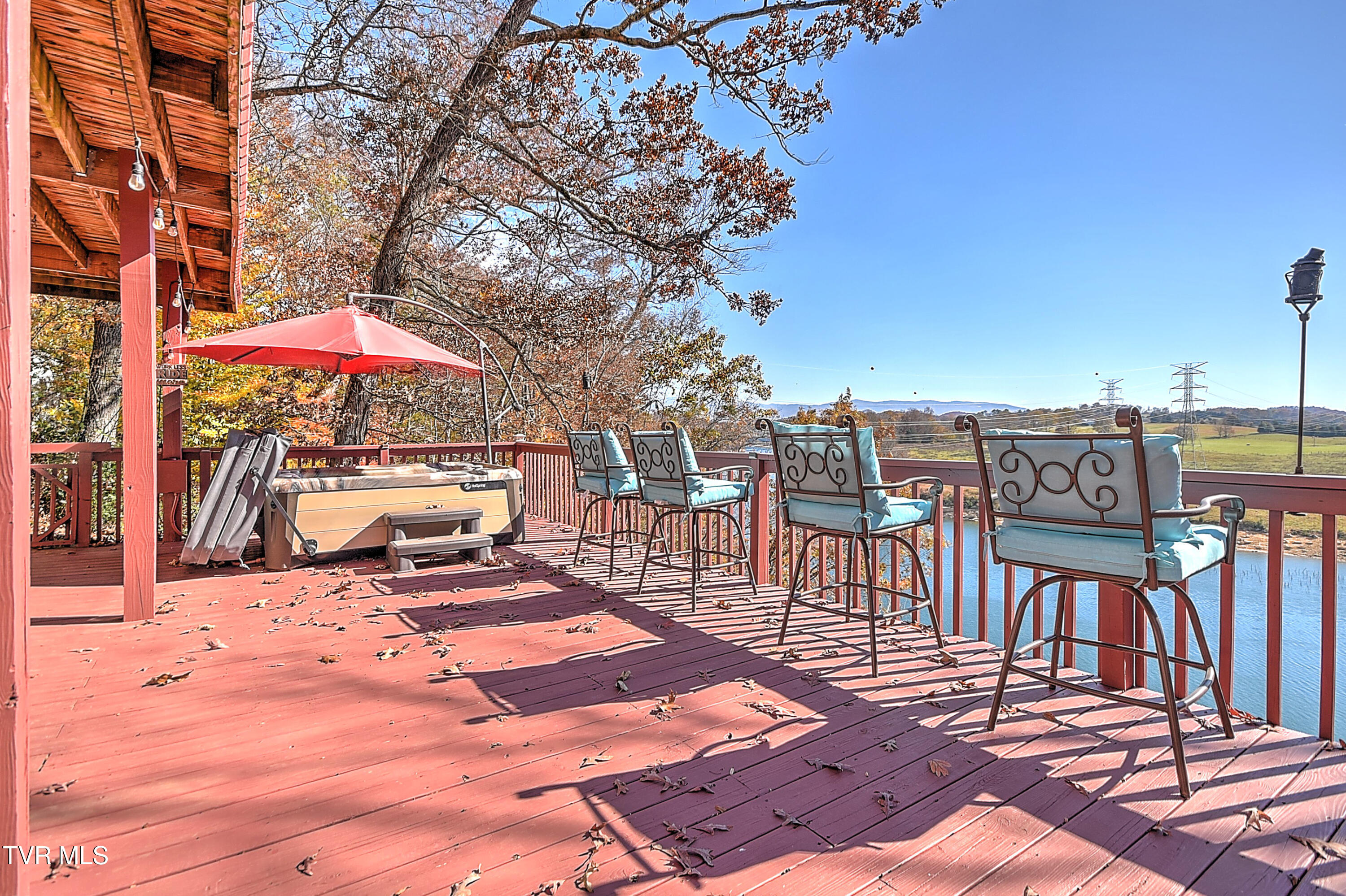 395 Lakeshore Road Bluff City, TN 37618 - Photo 35 of 40 395 Lakeshore JF-39