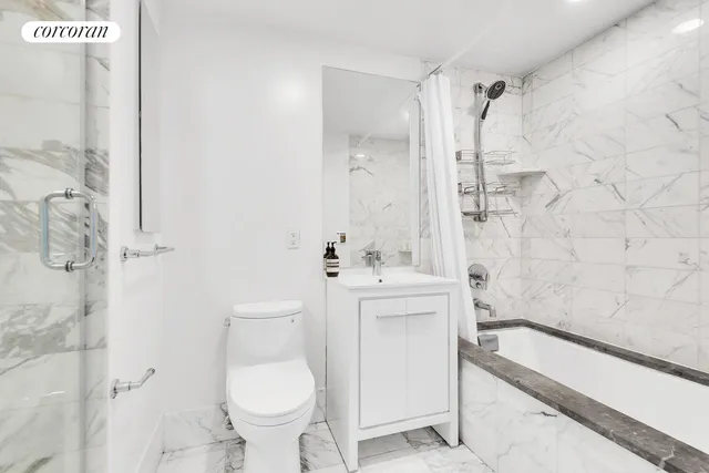 $1,150,000 | 446 Kent Avenue, Unit 4C | Williamsburg