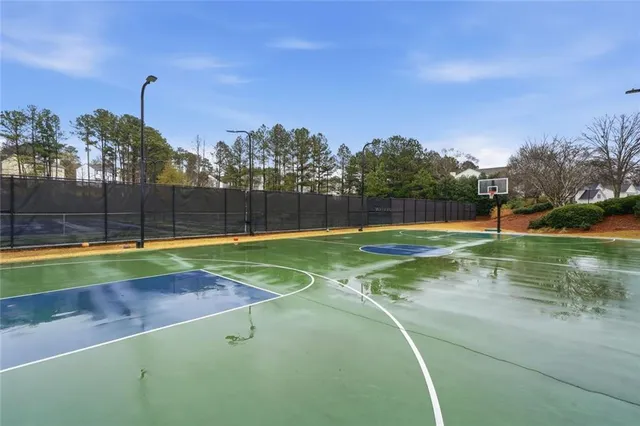 a view of a tennis court