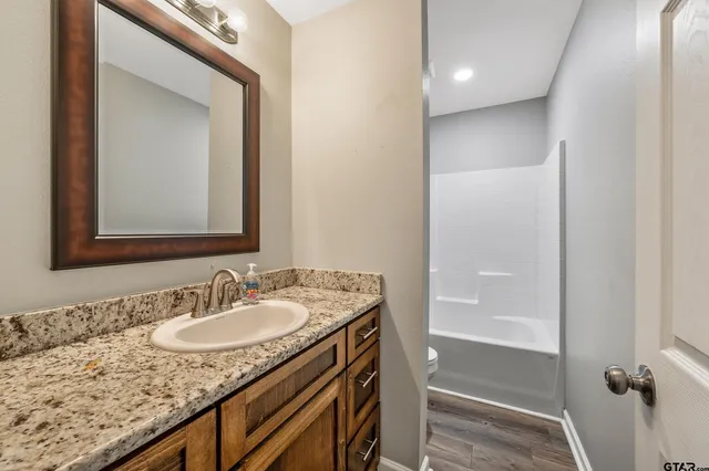 $1,500 | 487 Travis, Bullard, TX 75757