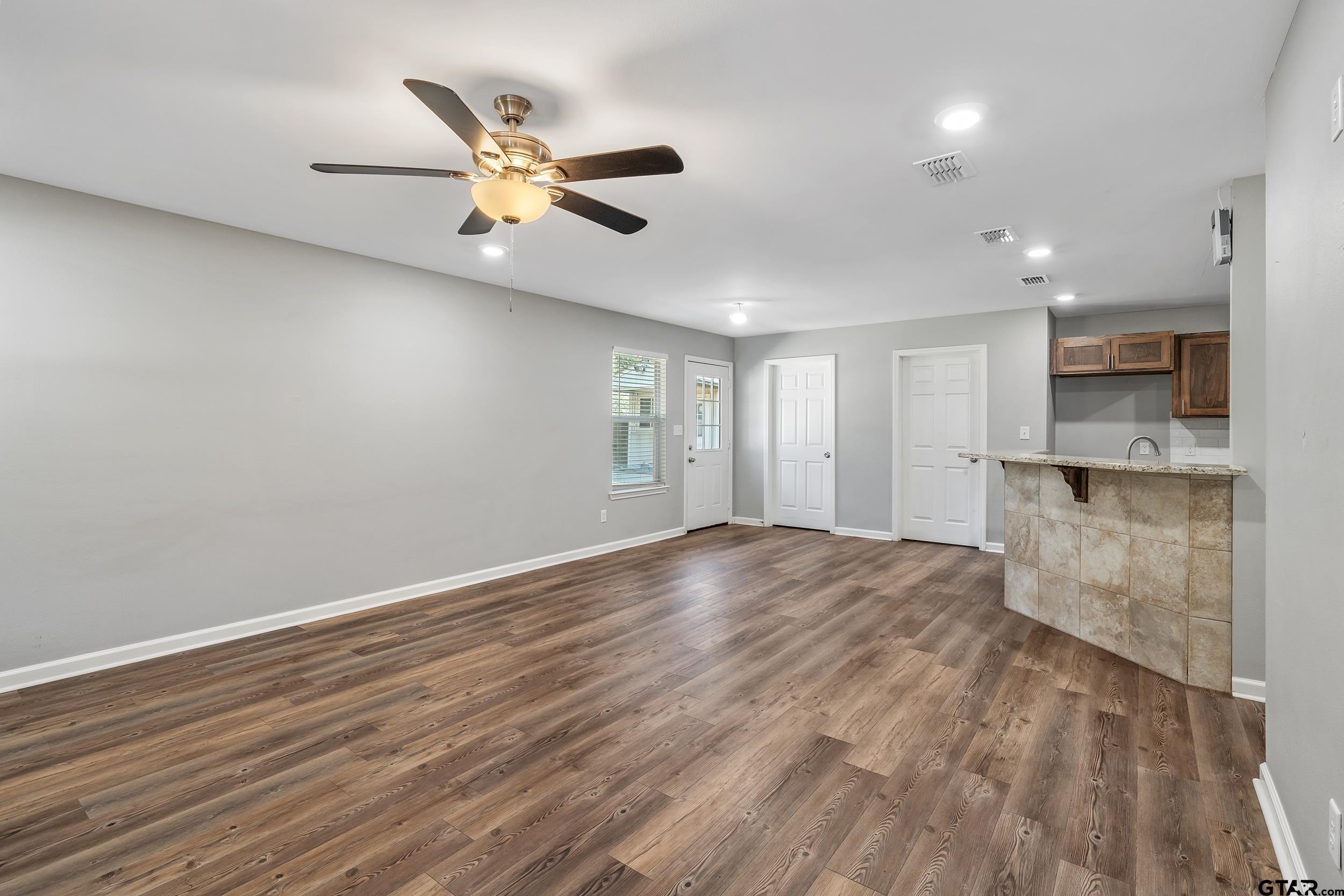 487 Travis Bullard, TX 75757 - Photo 6 of 22