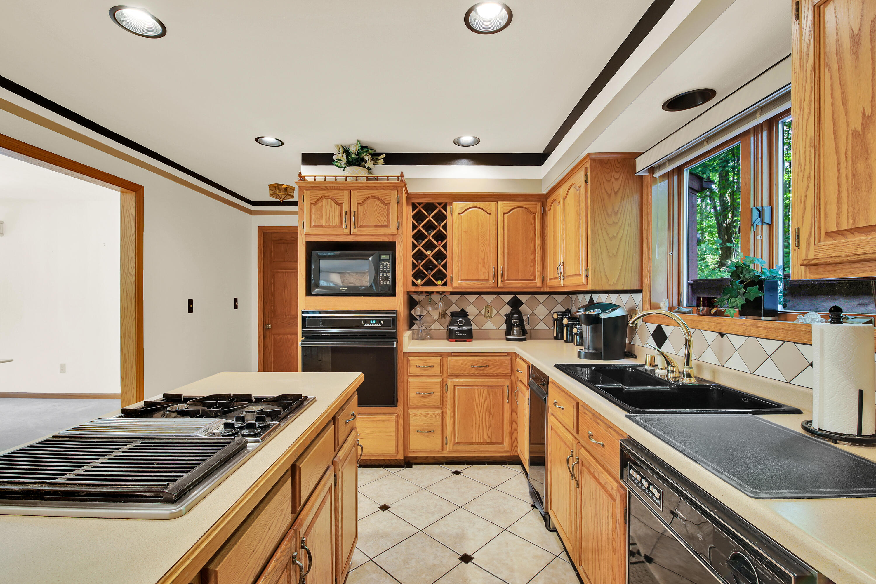 16645 Tanglewood Drive Brookfield, WI 53005 - Photo 20 of 40 16645 Tanglewood Dr-22