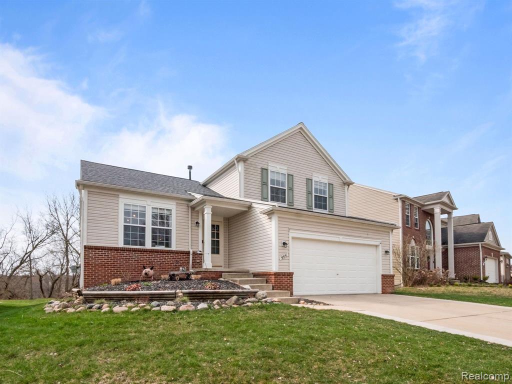 444 Otter Run Road Holly, MI 48442 - Photo 3 of 38