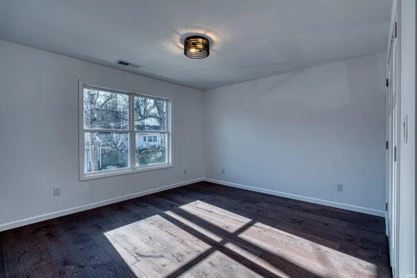 $269,900 | 110 Gray Street, Newburgh, IN 47630