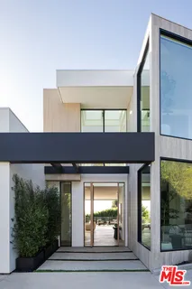 $21,995,000 | 1660 Casale Road, Pacific Palisades, CA 90272