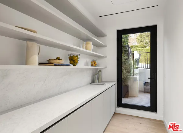 $21,995,000 | 1660 Casale Road, Pacific Palisades, CA 90272