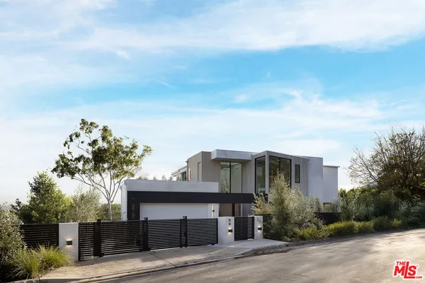 $21,995,000 | 1660 Casale Road, Pacific Palisades, CA 90272