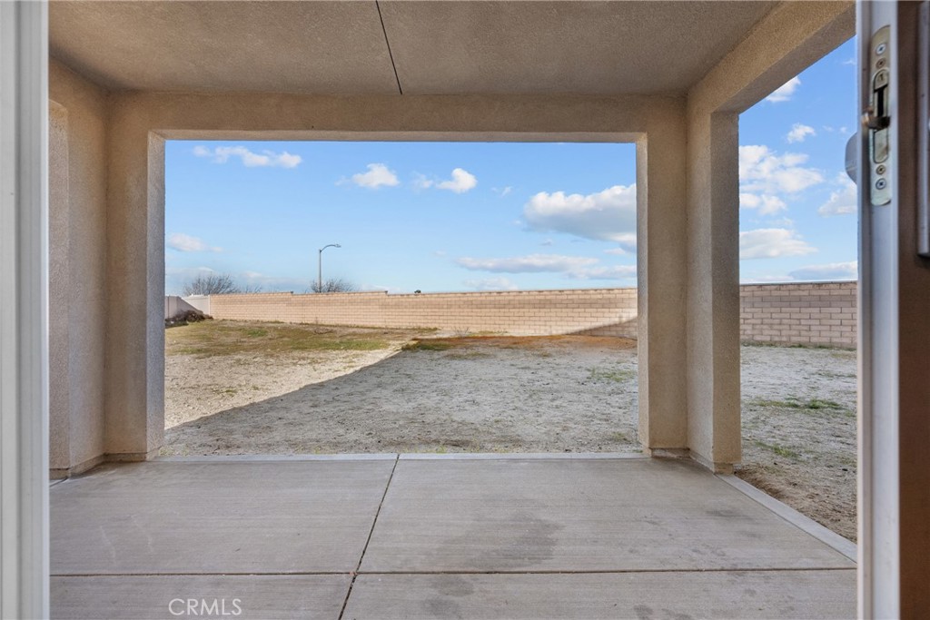 6949 Beale Road Palmdale, CA 93552 - Photo 26 of 32 a view of an empty room