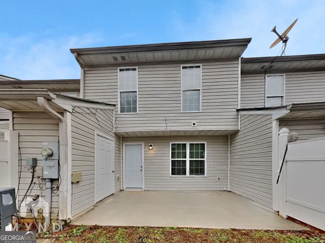 $1,620 | 1998 Grove Way, Hampton, GA 30228