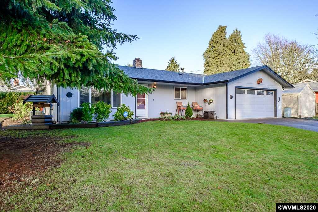 1675 Northeast Mayview Drive Albany, OR 97321 - Photo 3 of 41