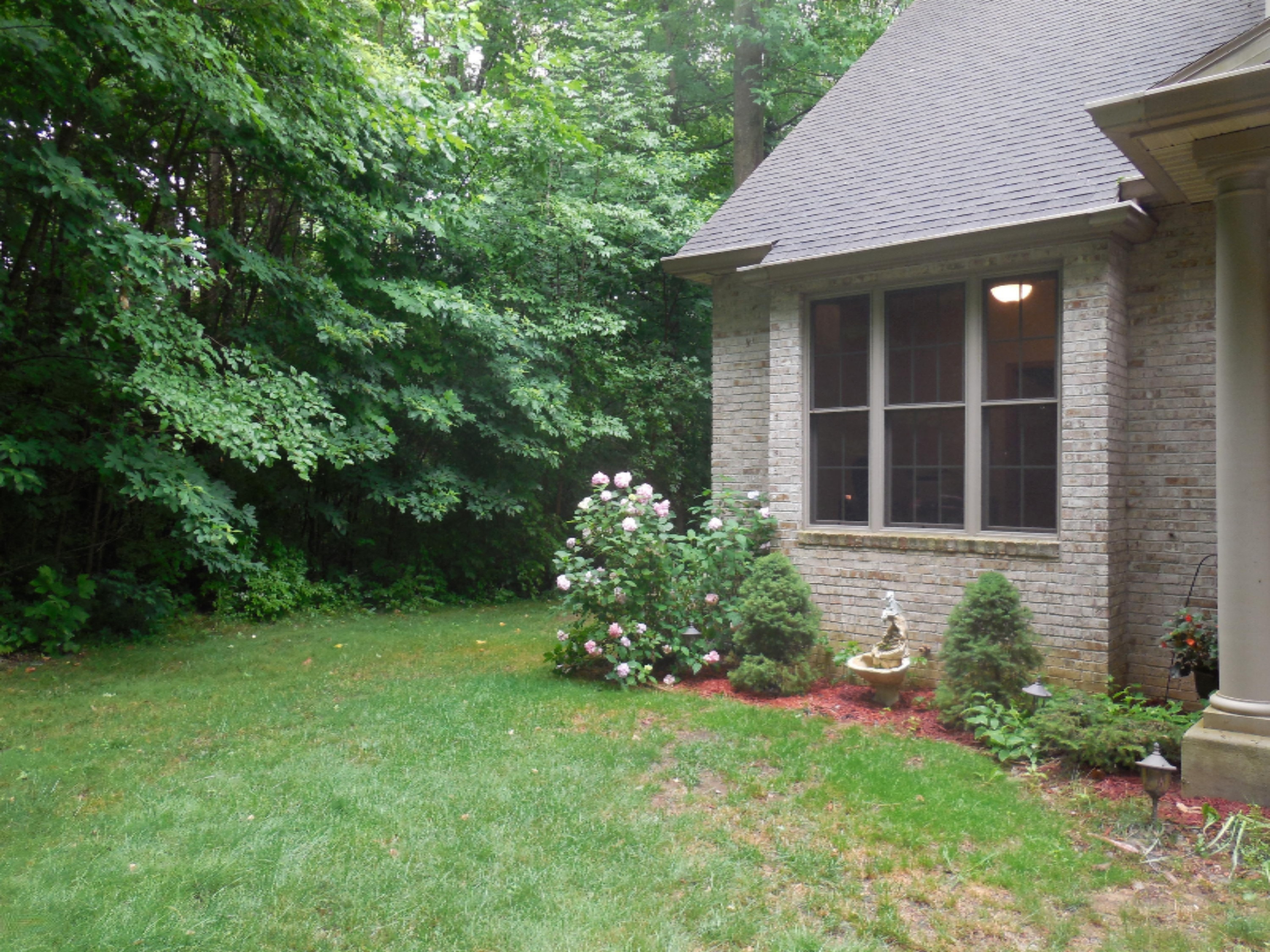 9632 Park Ridge Trail Berrien Center, MI 49102 - Photo 5 of 67 095
