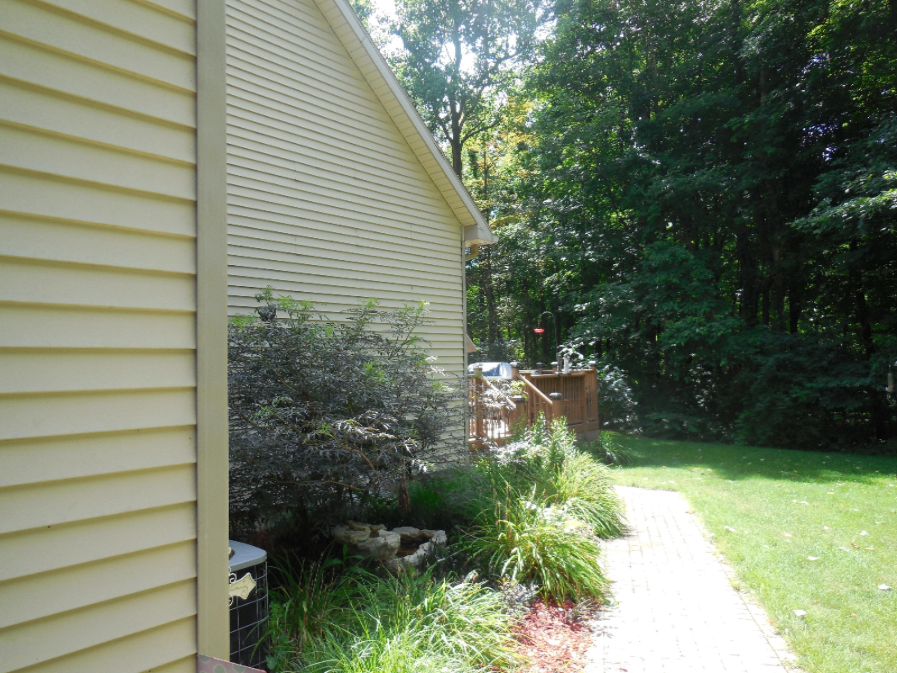 9632 Park Ridge Trail Berrien Center, MI 49102 - Photo 8 of 67 104