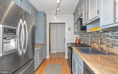 $215,000 | 2016 Naamans Road, Unit D2, Wilmington, DE 19810