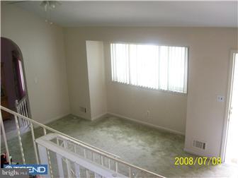 85 Falmouth Road Hamilton, NJ 08620 - Photo 4 of 10 Living Room