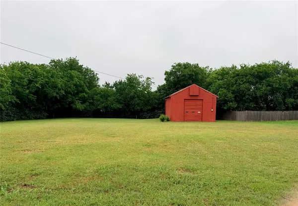 $105,000 | 208 Galia Street, Bowie, TX 76230