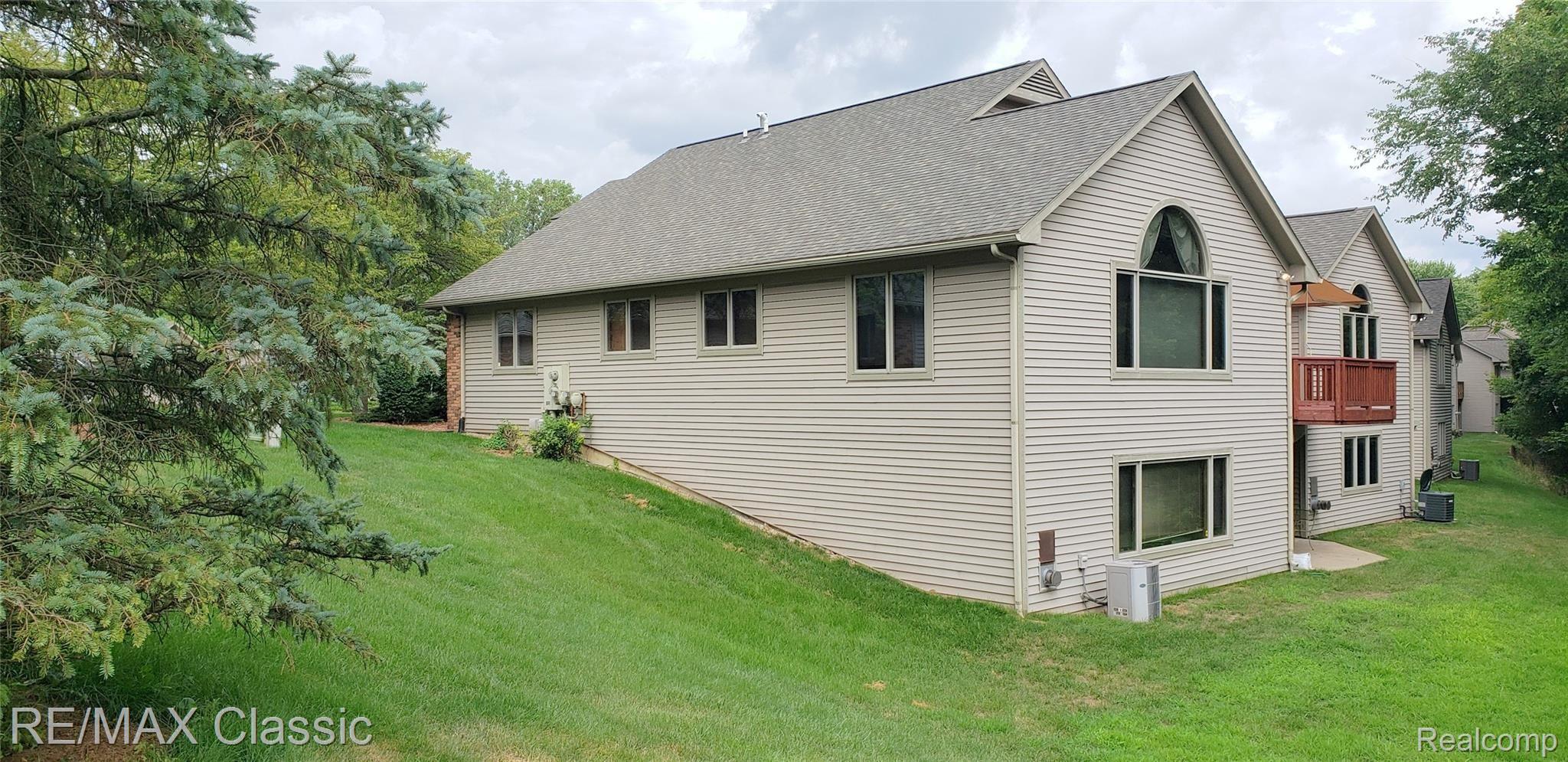 3072 Rivers Edge Drive Wayne, MI 48184 - Photo 2 of 3 20200727_154953.jpg
