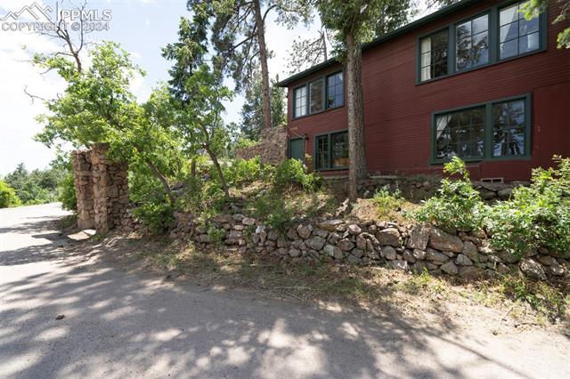 3780 Overlook Road Colorado Springs, CO 80906 - Photo 4 of 48