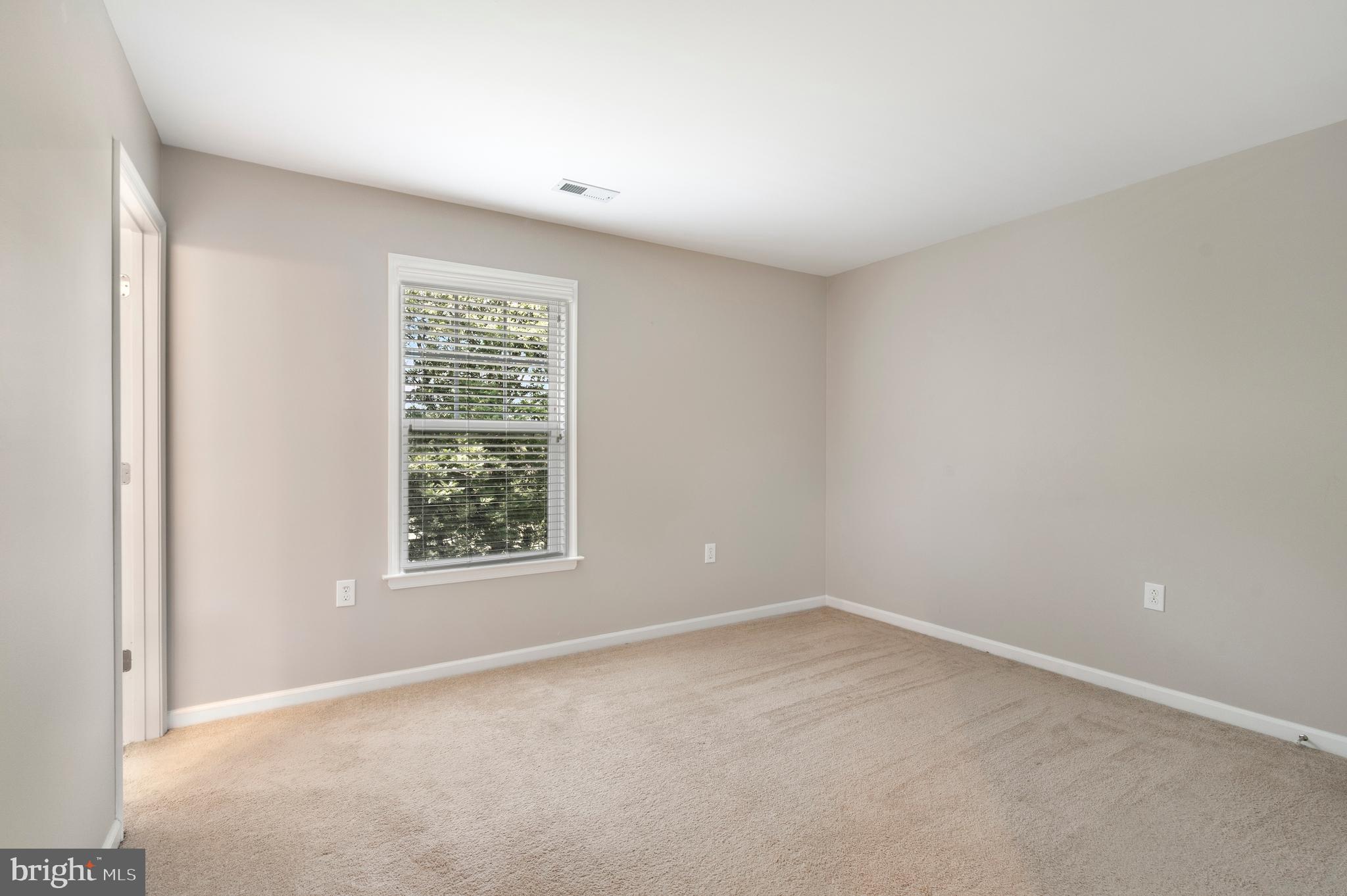 788 Rivanna Run Falling Waters, WV 25419 - Photo 32 of 73