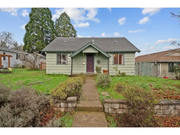 $259,000 | 948 Southwest Maple Street, Dallas, OR 97338