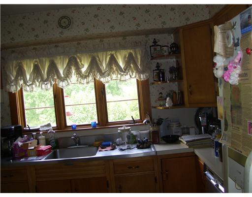 3221 State Road New Castle, PA 16105 - Photo 3 of 10 Kitchen.