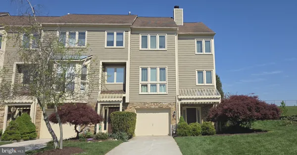 $550,000 | 17 Stablemere Court, Baltimore, MD 21209