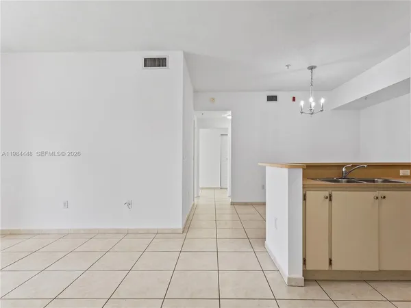 $2,450 | 7260 Northwest 114th Avenue, Unit 20410, Doral, FL 33178