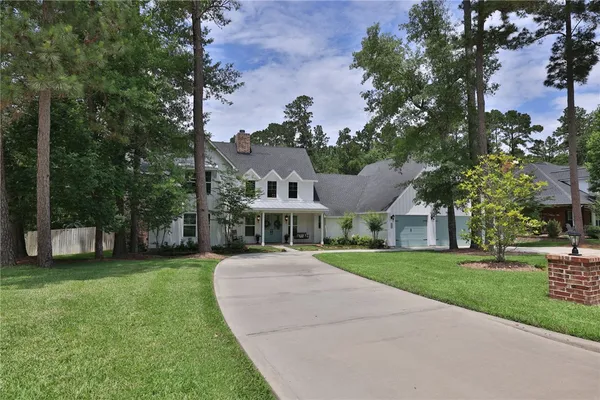 $799,900 | 390 Camden Hills West, Montgomery, TX 77356