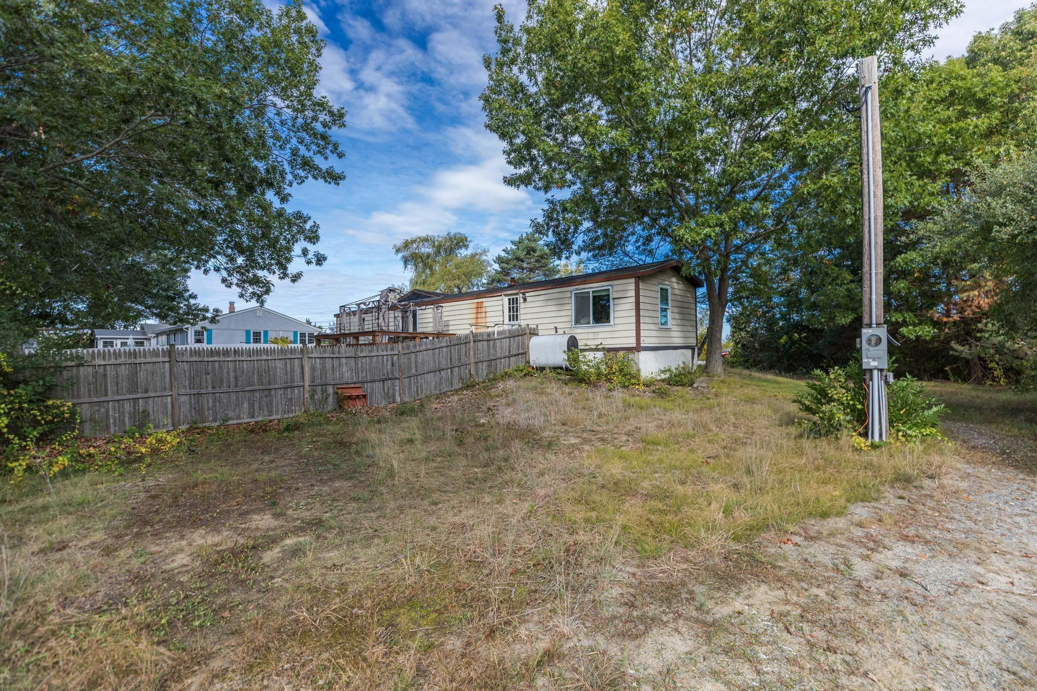 312 South Main Street Seabrook, NH 03874 - Photo 12 of 18