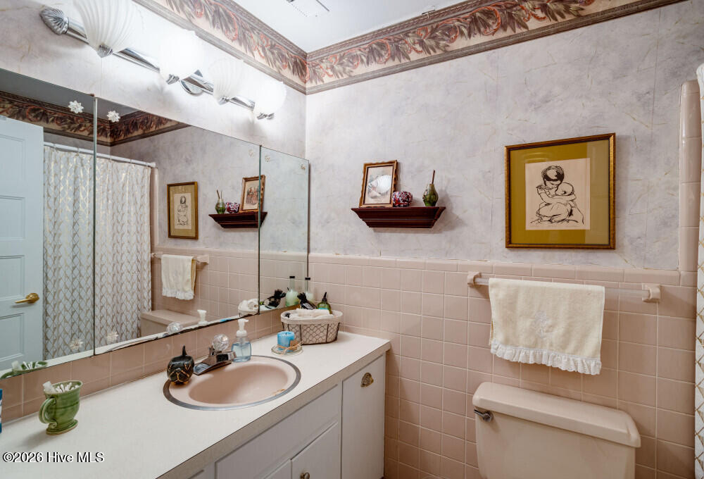 4108 Norman Road Trent Woods, NC 28562 - Photo 22 of 40 image-IMG_2536HDR1762188008