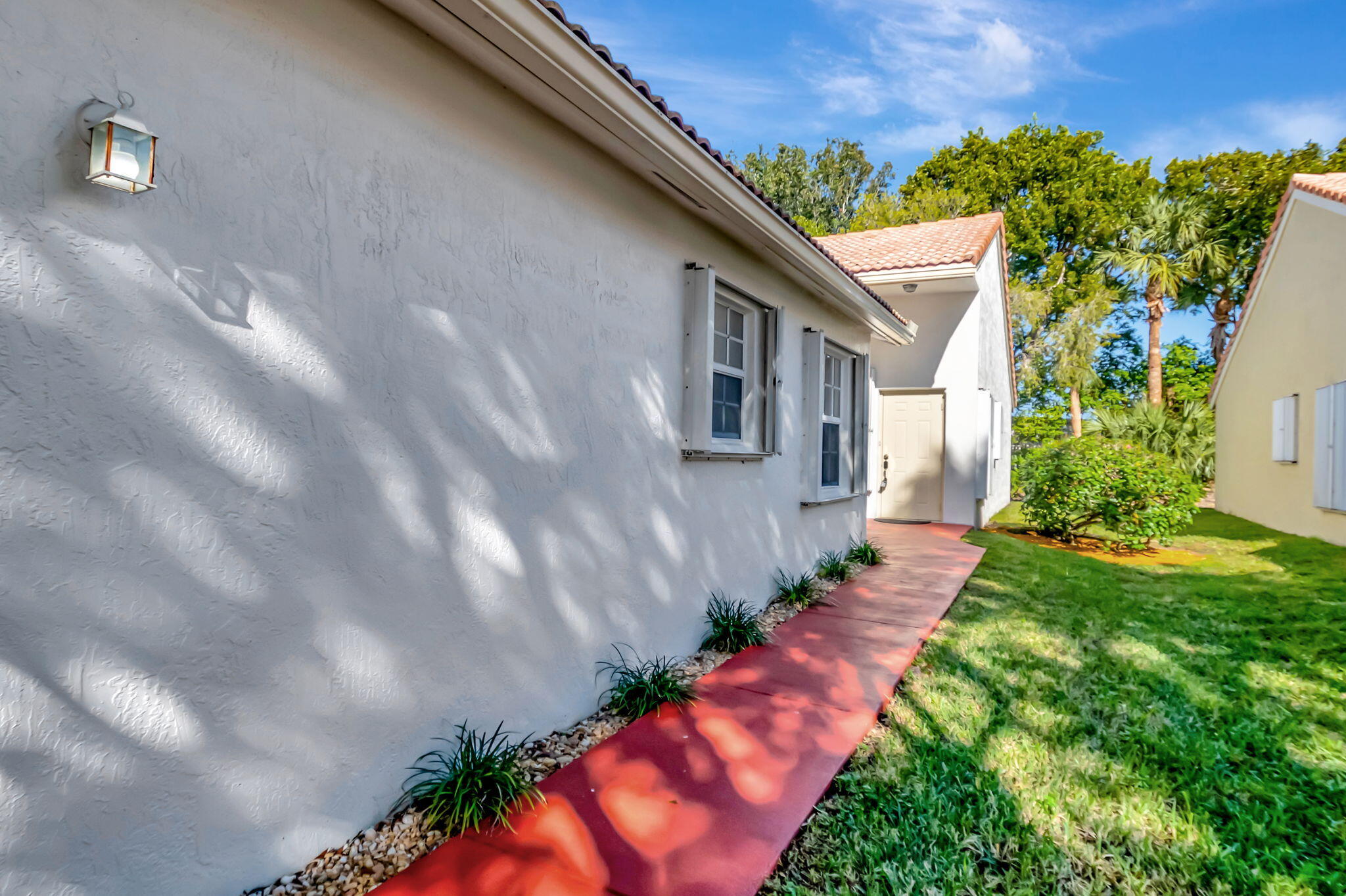 6065 Petunia Road Delray Beach, FL 33484 - Photo 3 of 35 CORNER UNIT