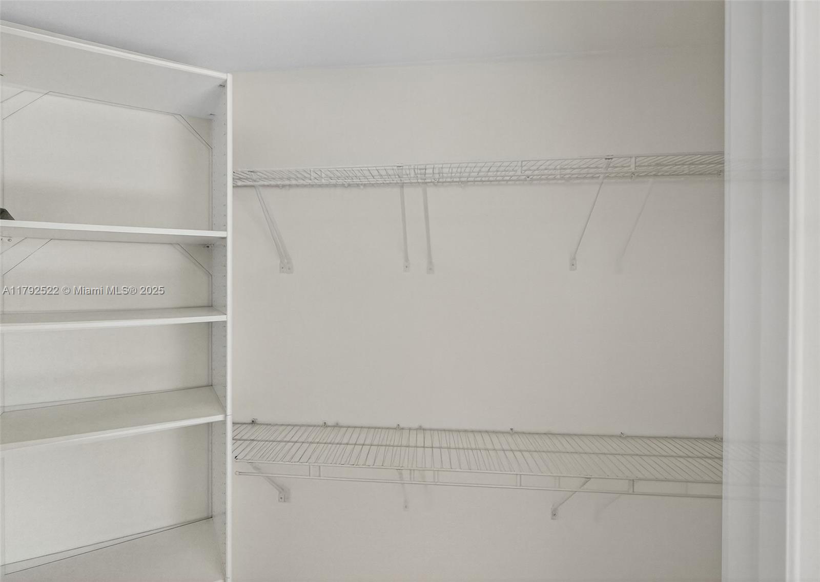 6305 Indian Creek Drive, Unit 3F Miami Beach, FL 33141 - Photo 45 of 60