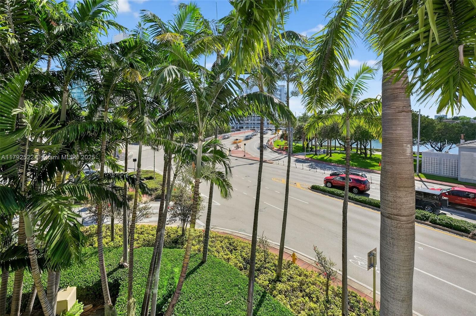 6305 Indian Creek Drive, Unit 3F Miami Beach, FL 33141 - Photo 49 of 60