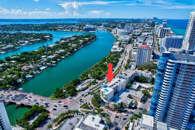 $550,000 | 6305 Indian Creek Drive, Unit 3F, Miami Beach, FL 33141