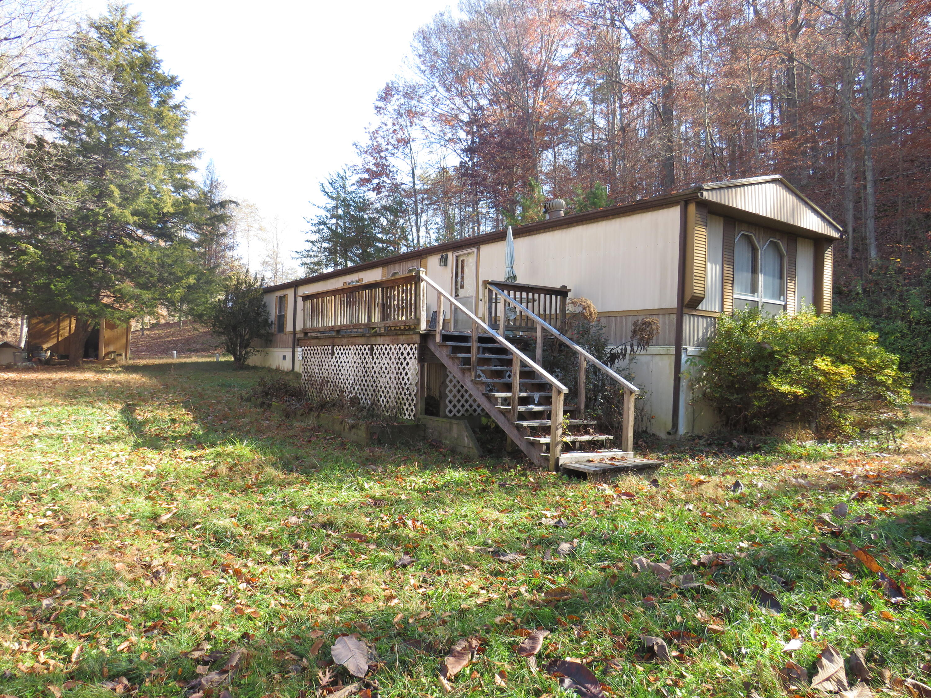 115 Copper Ridge Drive Heidrick, KY 40949 - Photo 1 of 13 IMG_2840