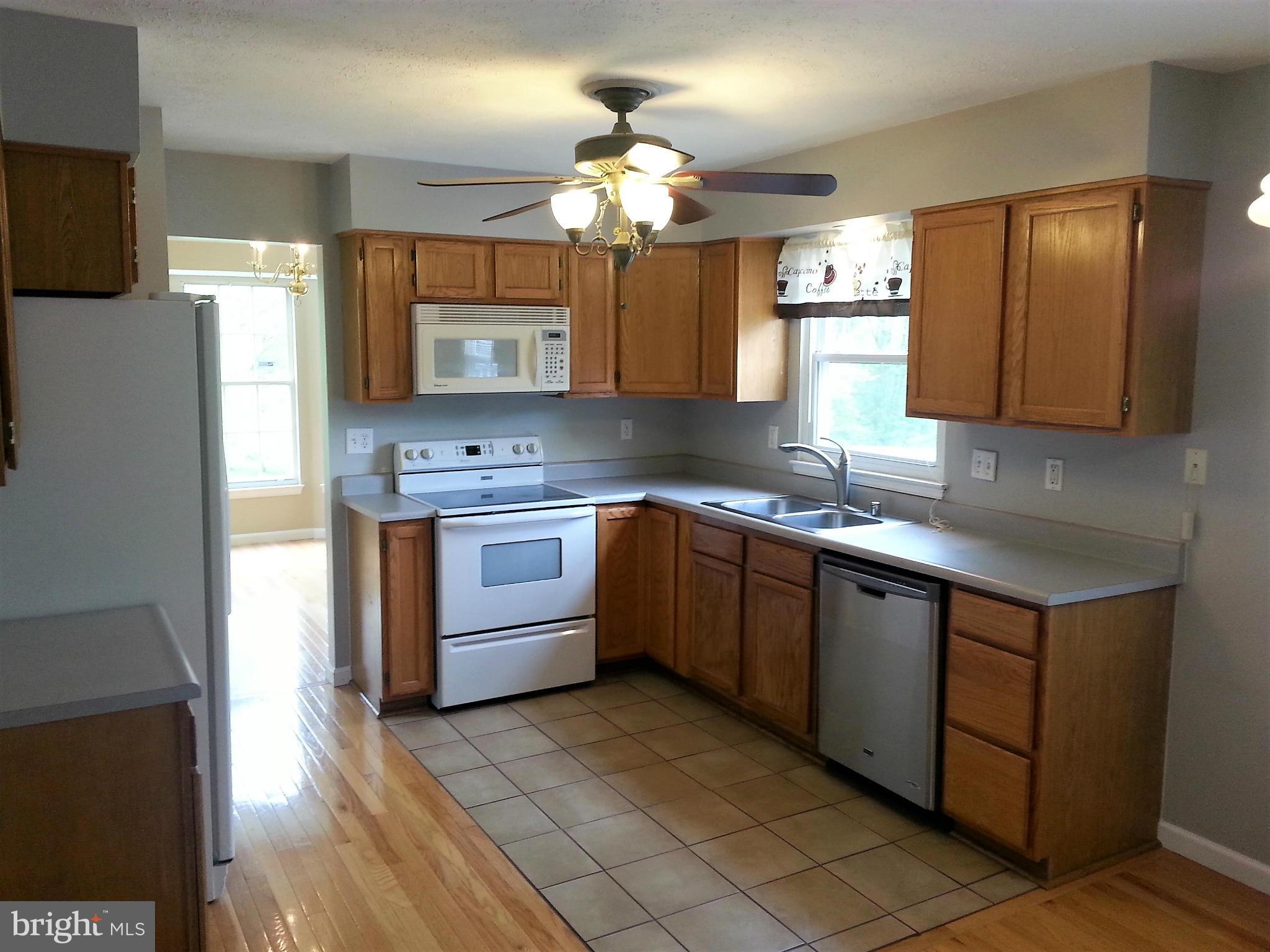 3331 Pouska Road Abingdon, MD 21009 - Photo 3 of 28 Kitchen