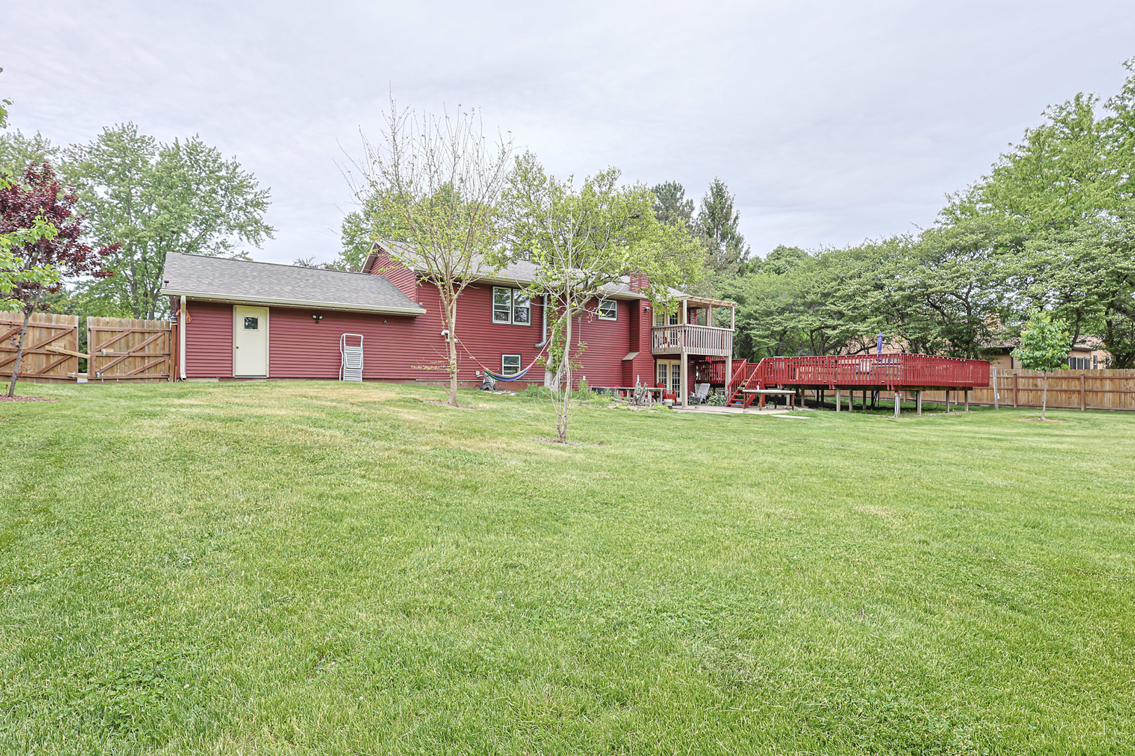 9012 Swanson Road Crystal Lake, IL 60014 - Photo 17 of 40