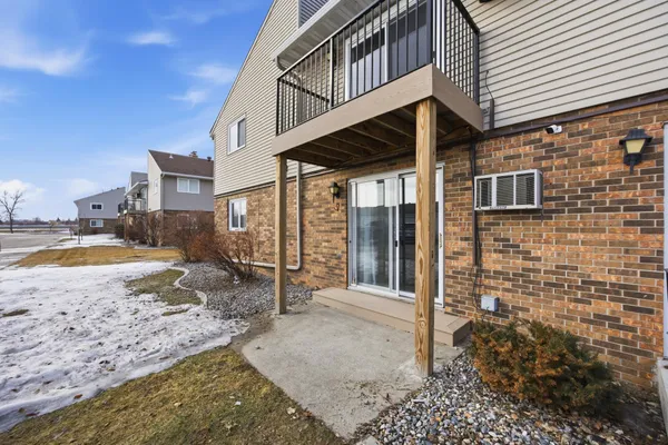$130,000 | 2012 Park Boulevard South, Unit B4, Fargo, ND 58103