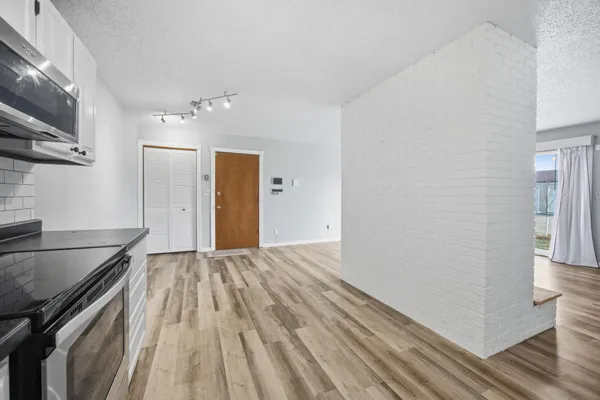 $130,000 | 2012 Park Boulevard South, Unit B4, Fargo, ND 58103