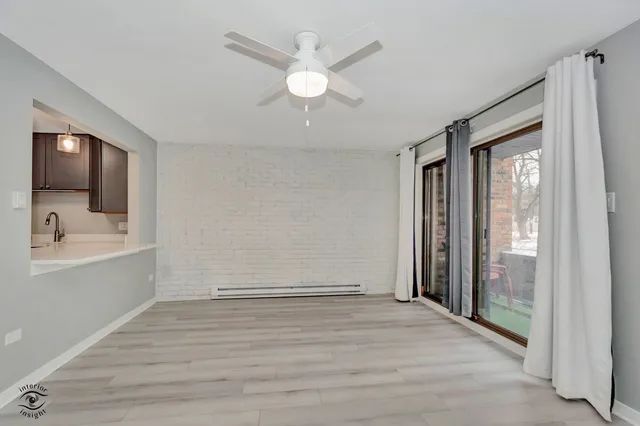 $1,900 | 7302 Blackstone Avenue, Unit 7, Justice, IL 60458