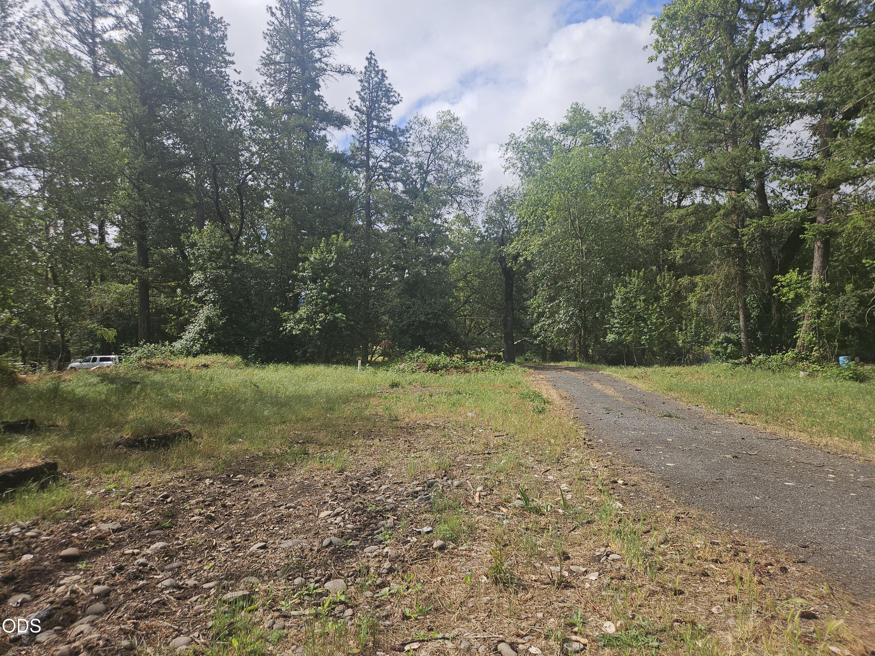 2062 Lampman Road Gold Hill, OR 97525 - Photo 22 of 22