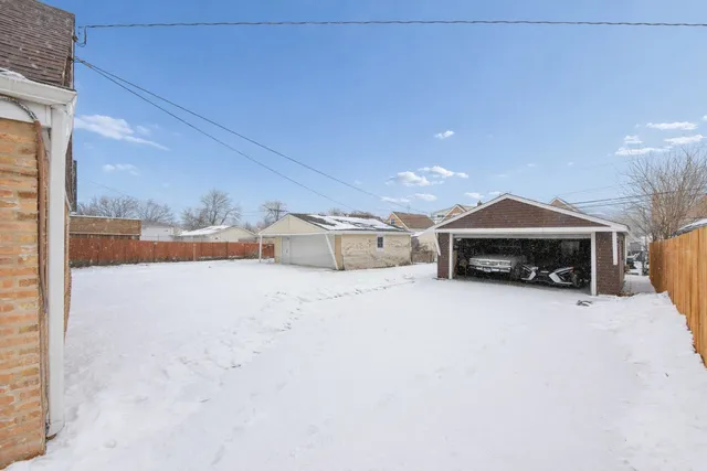 $365,000 | 4137 Ruby Street, Schiller Park, IL 60176