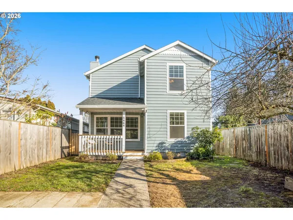 $450,000 | 5464 Southwest 186th Place, Beaverton, OR 97078