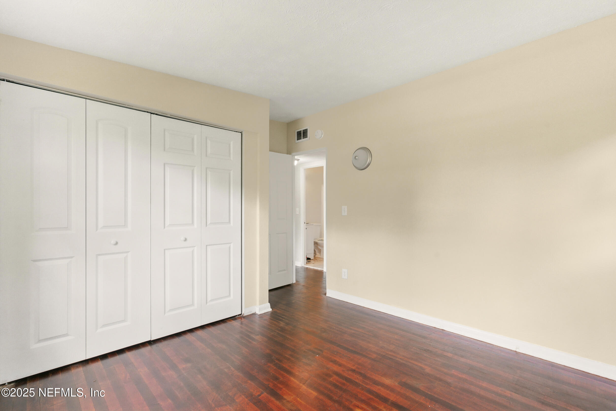 6645 Cleveland Road Jacksonville, FL 32209 - Photo 8 of 18 16_homeprimemedia-16