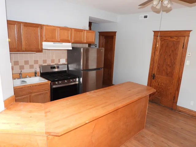 $1,500 | 2519 South Millard Avenue, Unit 3, Chicago, IL 60623