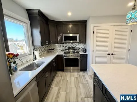 $3,700 | 33 Willow Wood Court, Unit 2, East Rutherford, NJ 07073