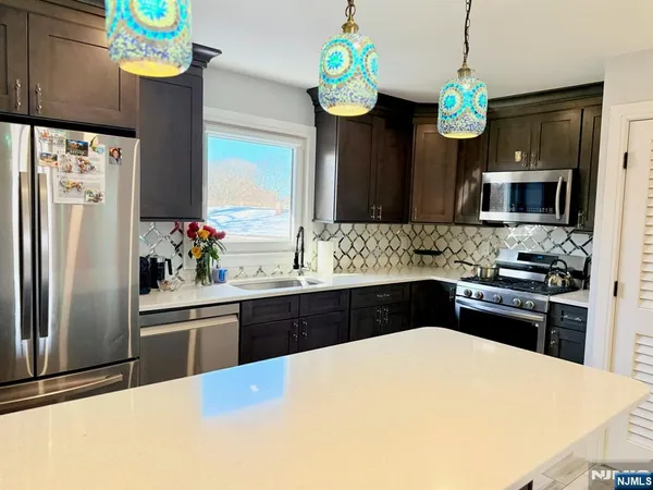 $3,700 | 33 Willow Wood Court, Unit 2, East Rutherford, NJ 07073