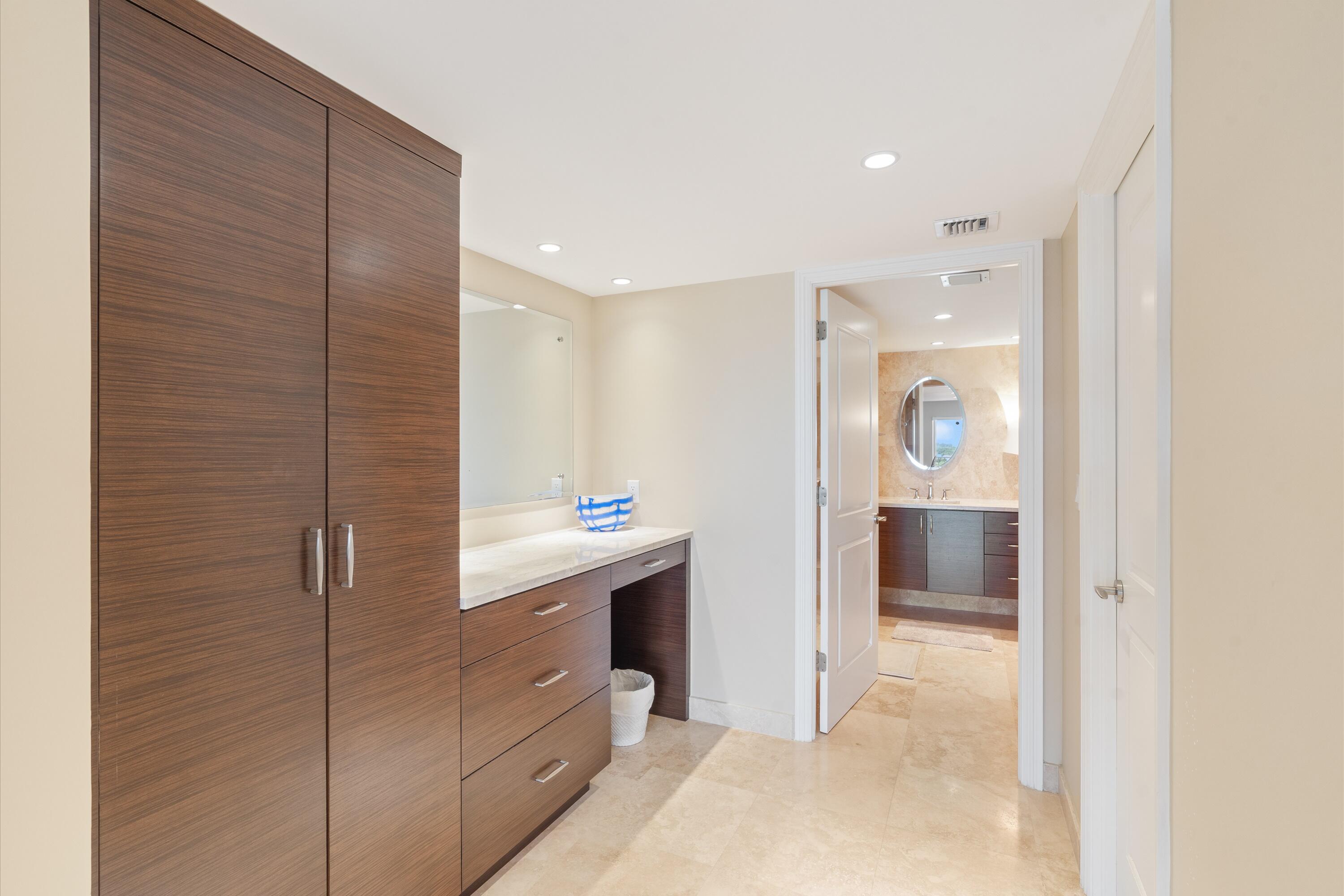 4301 North Ocean Boulevard, Unit 802 Boca Raton, FL 33431 - Photo 11 of 19 Dressing Area