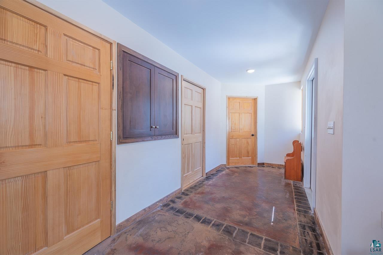 7579 Thumbnail Drive Embarrass, MN 55732 - Photo 7 of 21 View of hall